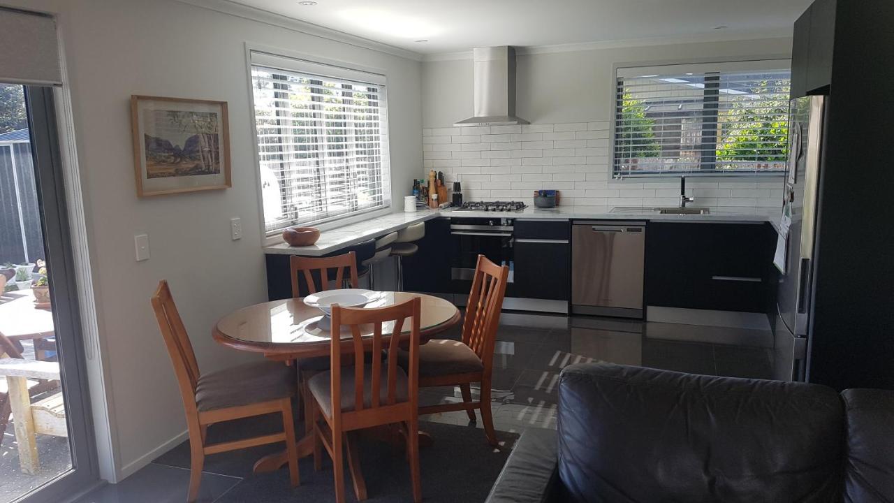 Purakau Bed & Breakfast New Plymouth Exterior photo